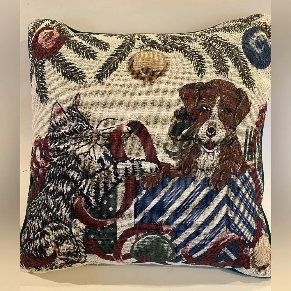 Christmas Pillow With Dog & Cat